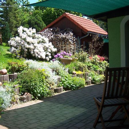 Ferienwohnung "An Der St. Ludmila" Crostwitz Buitenkant foto